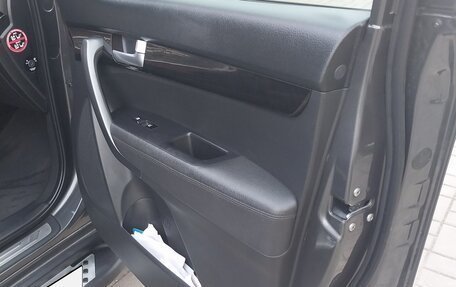 KIA Sorento II рестайлинг, 2013 год, 1 430 000 рублей, 12 фотография