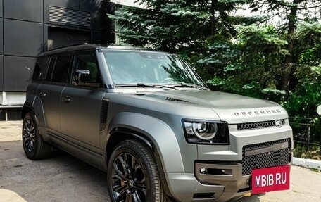 Land Rover Defender II, 2025 год, 30 990 000 рублей, 3 фотография