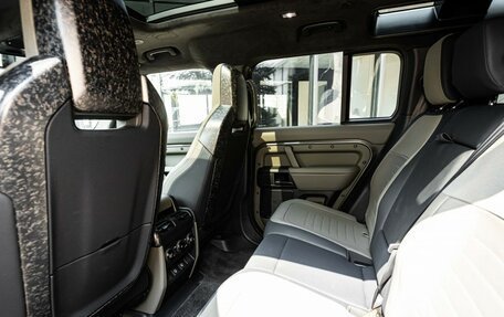 Land Rover Defender II, 2025 год, 30 990 000 рублей, 21 фотография