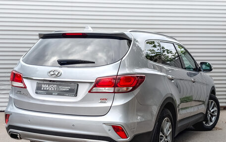 Hyundai Santa Fe III рестайлинг, 2018 год, 2 735 000 рублей, 5 фотография