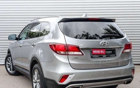Hyundai Santa Fe III рестайлинг, 2018 год, 2 735 000 рублей, 7 фотография