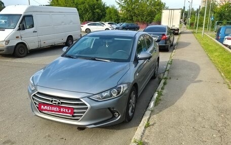 Hyundai Elantra VI рестайлинг, 2017 год, 1 550 000 рублей, 3 фотография