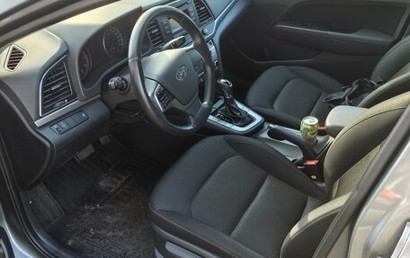 Hyundai Elantra VI рестайлинг, 2017 год, 1 550 000 рублей, 5 фотография