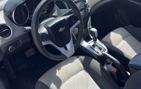 Chevrolet Cruze II, 2012 год, 600 000 рублей, 10 фотография