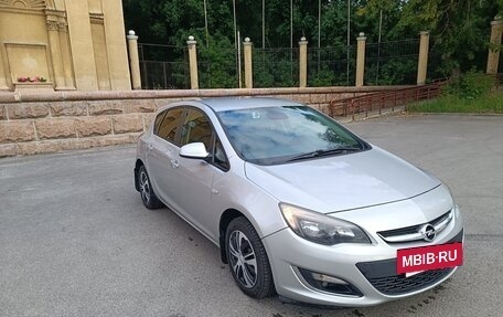 Opel Astra J, 2013 год, 780 000 рублей, 2 фотография