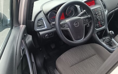 Opel Astra J, 2013 год, 780 000 рублей, 10 фотография