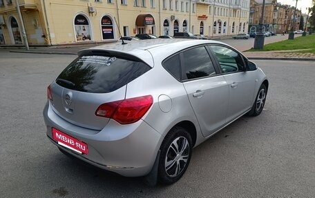 Opel Astra J, 2013 год, 780 000 рублей, 7 фотография