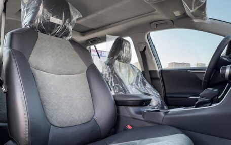 Toyota RAV4, 2025 год, 3 660 000 рублей, 30 фотография