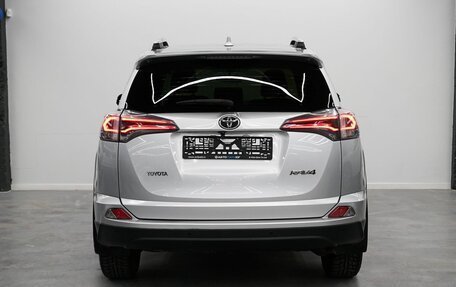 Toyota RAV4, 2016 год, 1 655 000 рублей, 5 фотография
