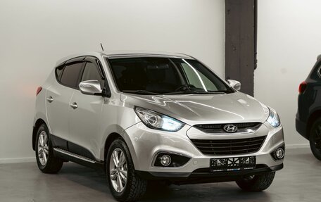 Hyundai ix35 I рестайлинг, 2013 год, 995 000 рублей, 3 фотография