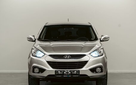 Hyundai ix35 I рестайлинг, 2013 год, 995 000 рублей, 2 фотография