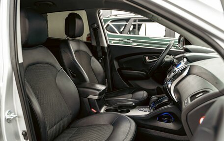 Hyundai ix35 I рестайлинг, 2013 год, 995 000 рублей, 19 фотография