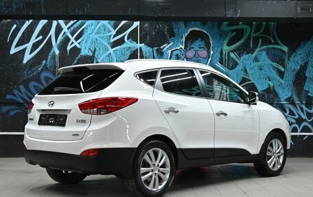 Hyundai ix35 I рестайлинг, 2013 год, 1 055 000 рублей, 4 фотография