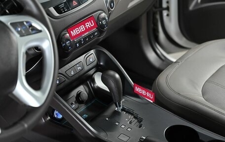 Hyundai ix35 I рестайлинг, 2013 год, 1 055 000 рублей, 13 фотография