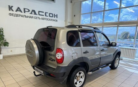 Chevrolet Niva I рестайлинг, 2011 год, 470 000 рублей, 2 фотография