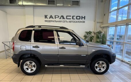 Chevrolet Niva I рестайлинг, 2011 год, 470 000 рублей, 6 фотография