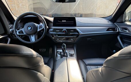 BMW 5 серия, 2019 год, 4 500 000 рублей, 3 фотография