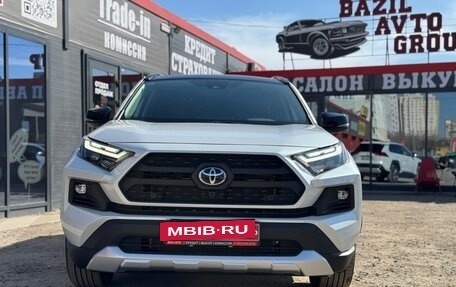 Toyota RAV4, 2025 год, 3 675 000 рублей, 3 фотография
