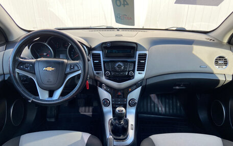 Chevrolet Cruze II, 2011 год, 699 000 рублей, 12 фотография