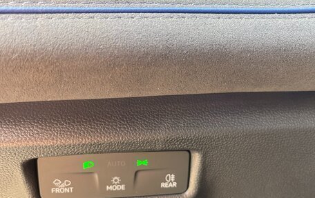 Volkswagen Tiguan, 2025 год, 4 750 000 рублей, 22 фотография