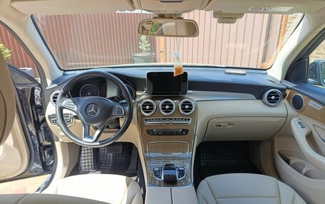 Mercedes-Benz GLC, 2017 год, 2 900 000 рублей, 14 фотография