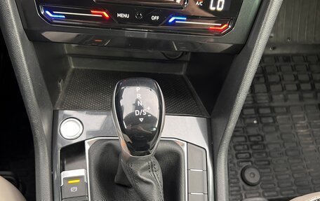 Volkswagen Tiguan II, 2021 год, 3 390 000 рублей, 12 фотография