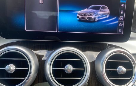 Mercedes-Benz C-Класс, 2019 год, 3 250 000 рублей, 17 фотография