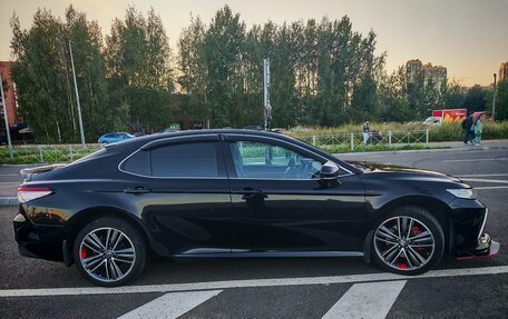 Toyota Camry, 2021 год, 4 570 000 рублей, 3 фотография