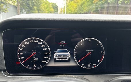 Mercedes-Benz E-Класс, 2018 год, 4 000 000 рублей, 2 фотография