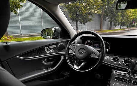Mercedes-Benz E-Класс, 2018 год, 4 000 000 рублей, 11 фотография