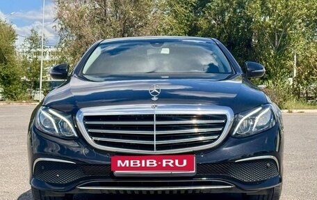 Mercedes-Benz E-Класс, 2019 год, 3 190 000 рублей, 3 фотография