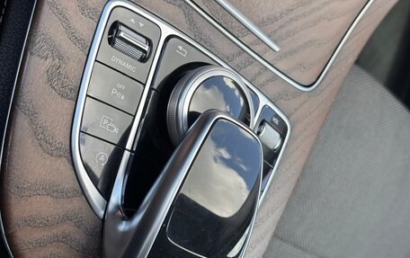 Mercedes-Benz E-Класс, 2019 год, 3 190 000 рублей, 30 фотография