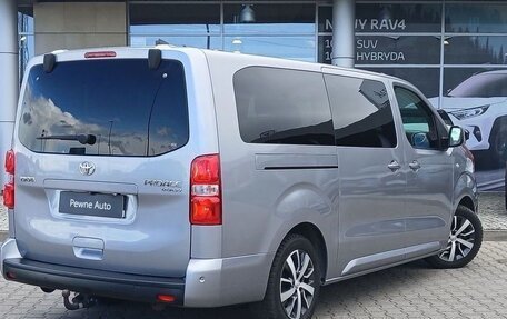 Toyota ProAce II, 2021 год, 2 500 000 рублей, 4 фотография