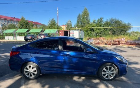 Hyundai Solaris II рестайлинг, 2013 год, 730 000 рублей, 3 фотография