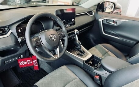 Toyota RAV4, 2025 год, 4 450 000 рублей, 12 фотография