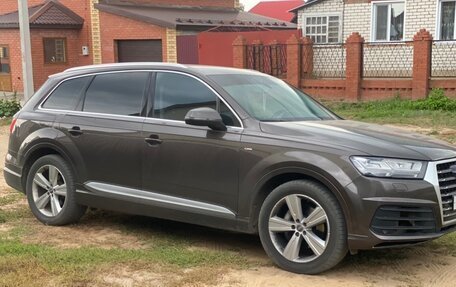 Audi Q7, 2015 год, 3 000 000 рублей, 3 фотография