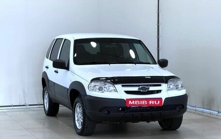 Chevrolet Niva I рестайлинг, 2019 год, 697 000 рублей, 2 фотография