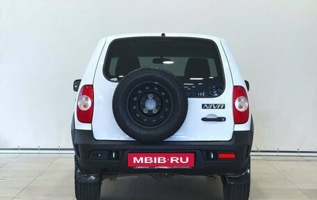 Chevrolet Niva I рестайлинг, 2019 год, 697 000 рублей, 8 фотография