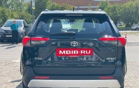 Toyota RAV4, 2025 год, 3 800 000 рублей, 6 фотография
