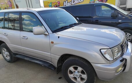 Toyota Land Cruiser 100 рестайлинг 2, 2000 год, 1 900 000 рублей, 11 фотография
