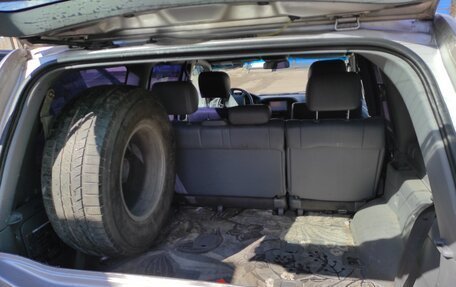 Toyota Land Cruiser 100 рестайлинг 2, 2000 год, 1 900 000 рублей, 12 фотография