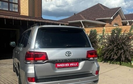 Toyota Land Cruiser 200, 2020 год, 8 500 000 рублей, 6 фотография