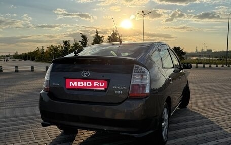 Toyota Prius, 2007 год, 680 000 рублей, 7 фотография