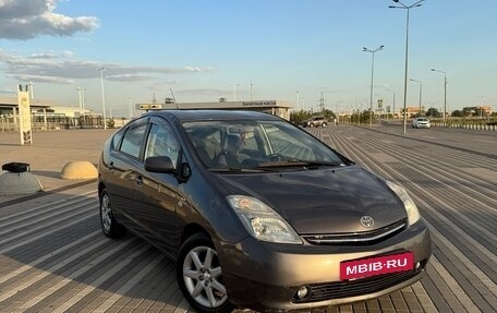 Toyota Prius, 2007 год, 680 000 рублей, 11 фотография