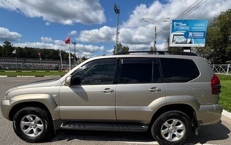 Toyota Land Cruiser Prado 120 рестайлинг, 2003 год, 1 500 000 рублей, 5 фотография