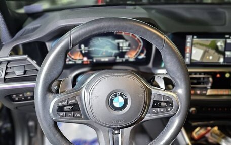 BMW 3 серия, 2021 год, 2 400 000 рублей, 19 фотография