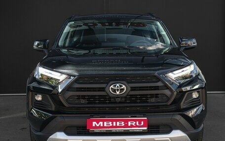 Toyota RAV4, 2024 год, 3 900 000 рублей, 2 фотография