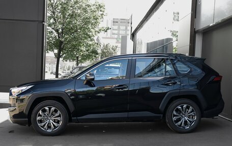 Toyota RAV4, 2024 год, 3 900 000 рублей, 8 фотография