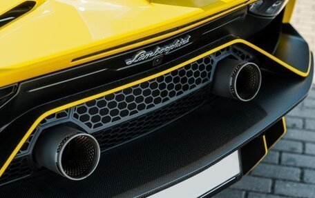 Lamborghini Aventador I рестайлинг, 2022 год, 70 000 000 рублей, 13 фотография
