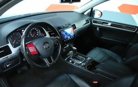 Volkswagen Touareg III, 2014 год, 2 190 000 рублей, 10 фотография